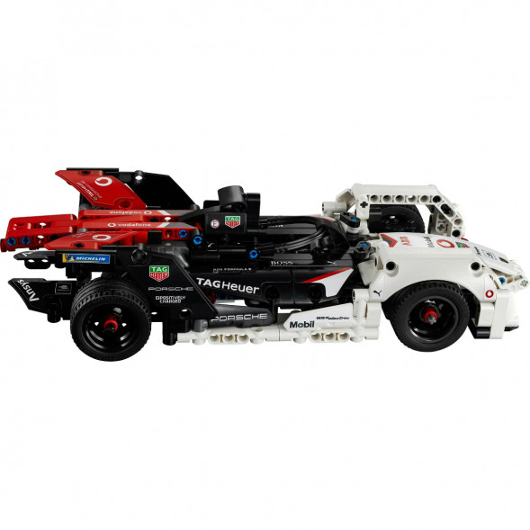 Конструктор LEGO Technic 42137 Formula E Porsche 99X Electric в Калининграде