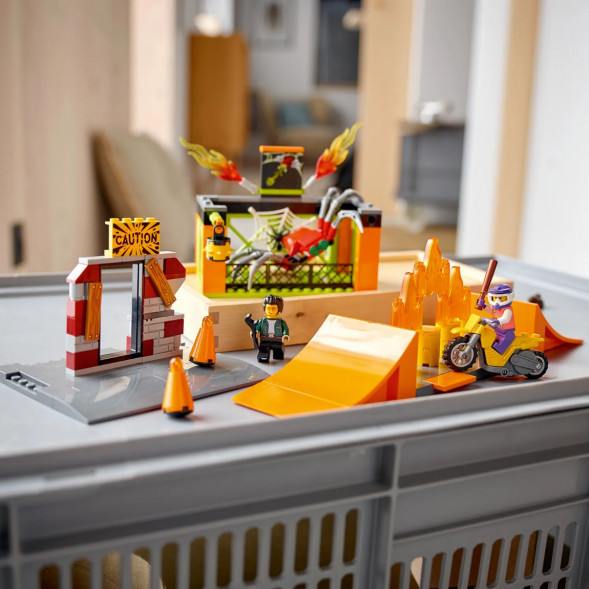 Конструктор LEGO City 60293 Парк каскадёров в Калининграде